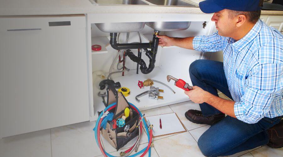 Professional sink repair in Moweaqua, IL